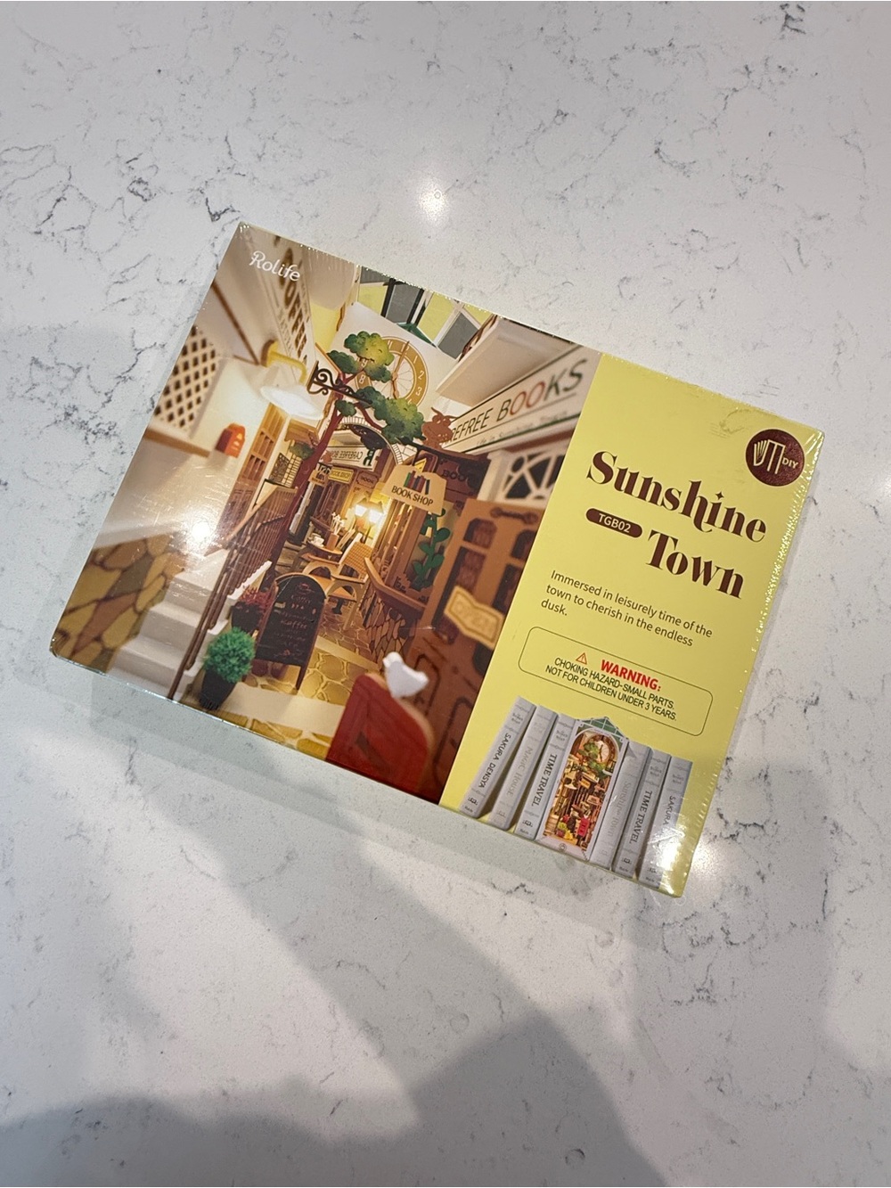 Rolife DIY Book Nook – Sunshine Town (TGB02) | Brand New, Unopened